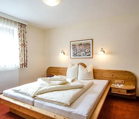 Hof Am Arlberg - Familie Walter