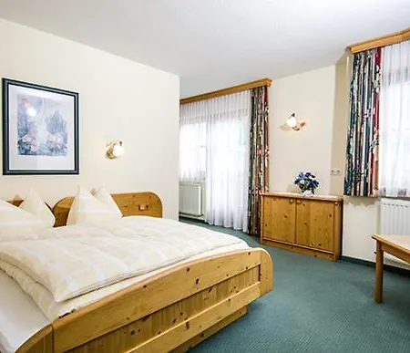 Hof Am Arlberg - Familie Walter 아파트