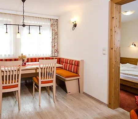 Hof Am Arlberg - Familie Walter Apartament *